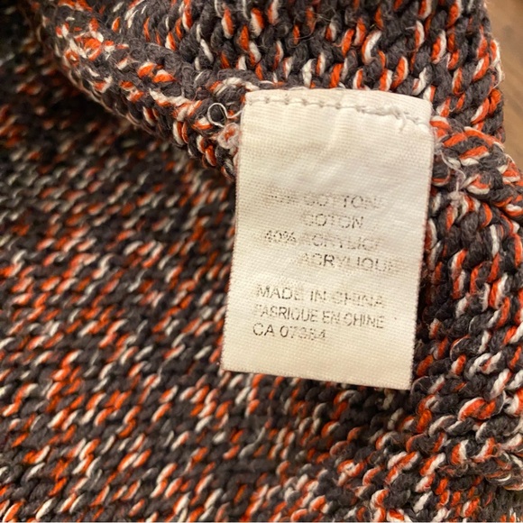 Mock neck knit sweater - Picture 13 of 13